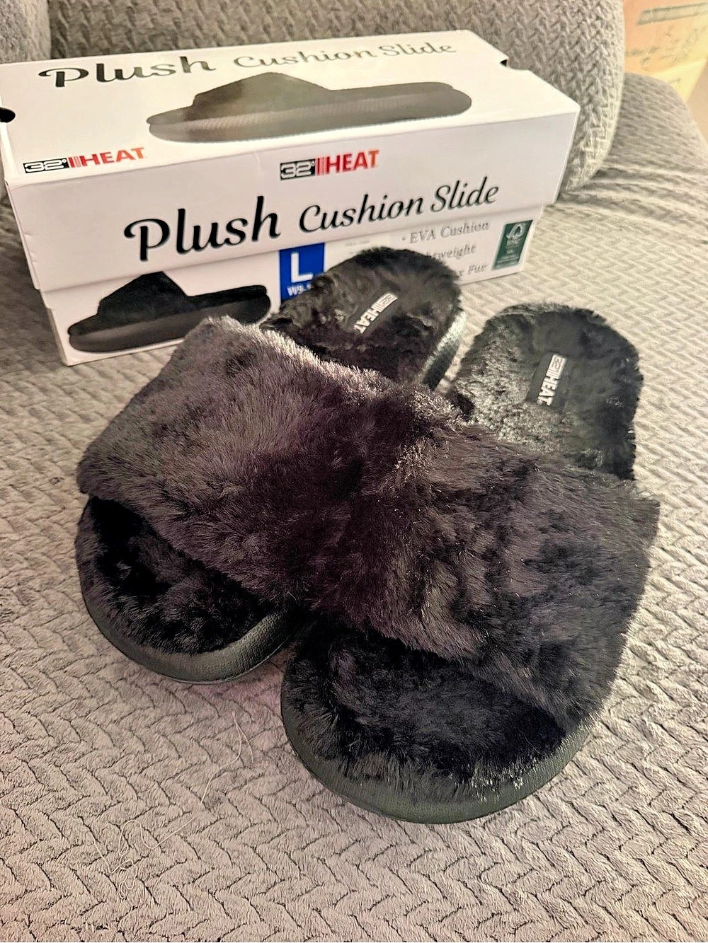 32*heat Plush Cushion Slide Black Plush Slides US 9-10 New